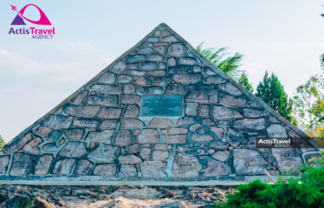 Source du Nile et Pyramide-42