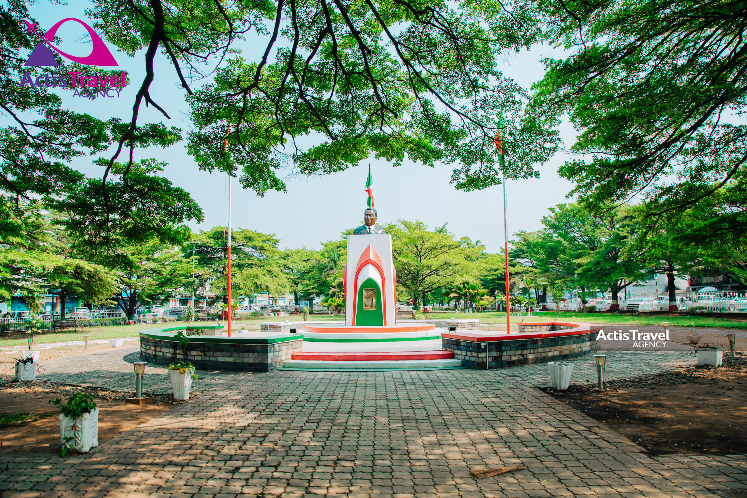 Place de l’idependance-28